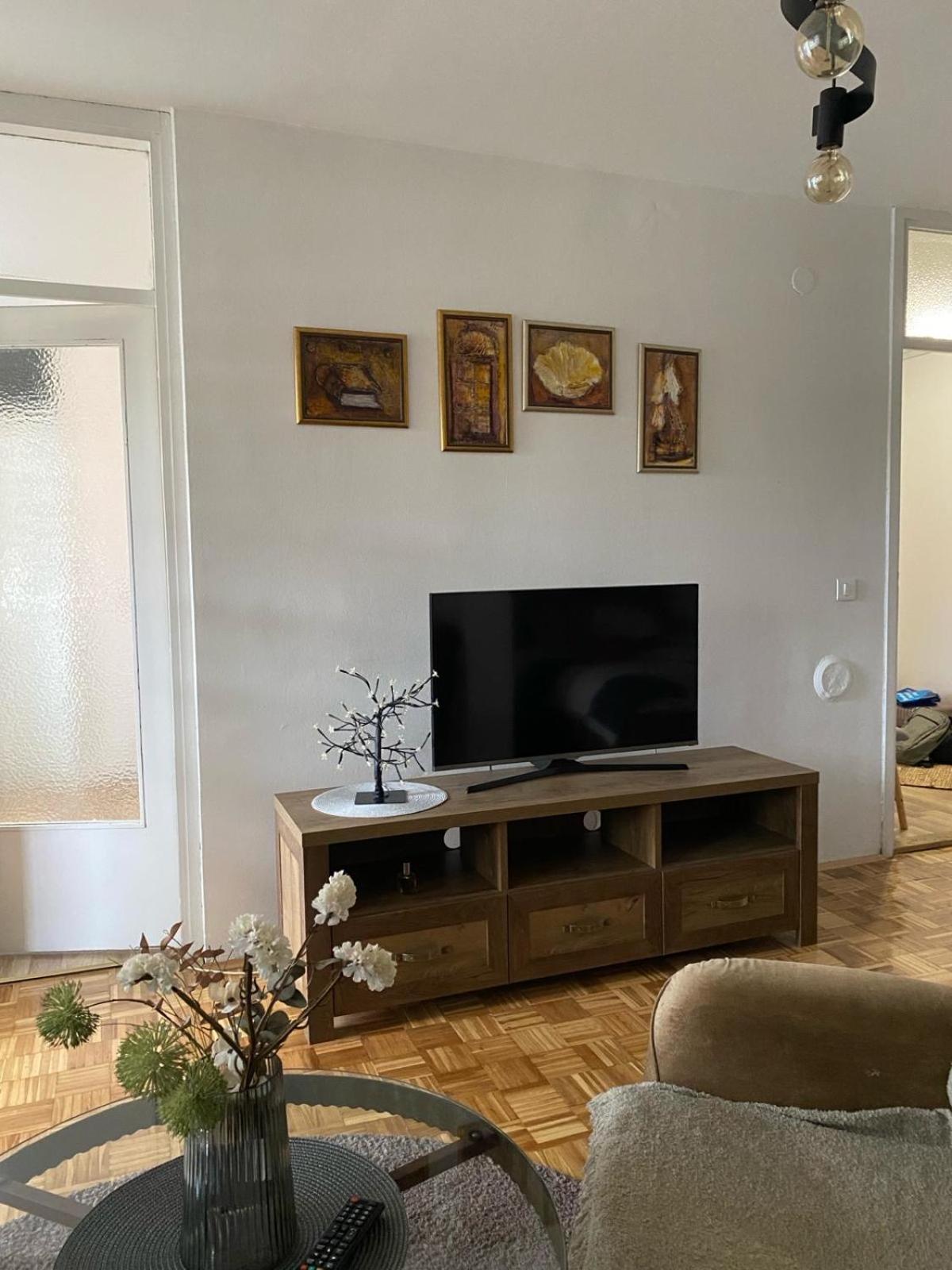 Apartment Comfy